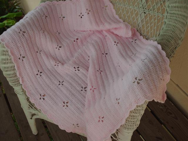 Beginner Pattern - Learn To Crochet a Baby Blanket or Lapghan